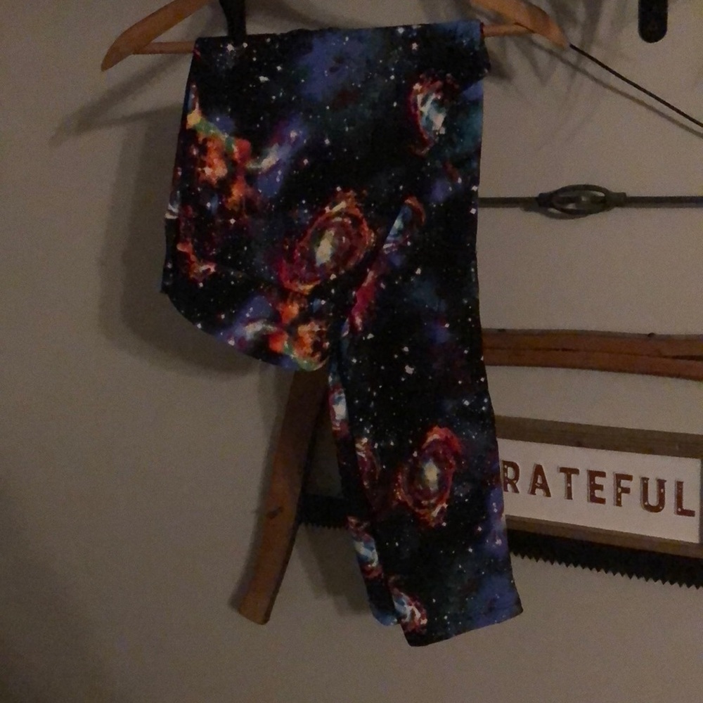 XL space leggings